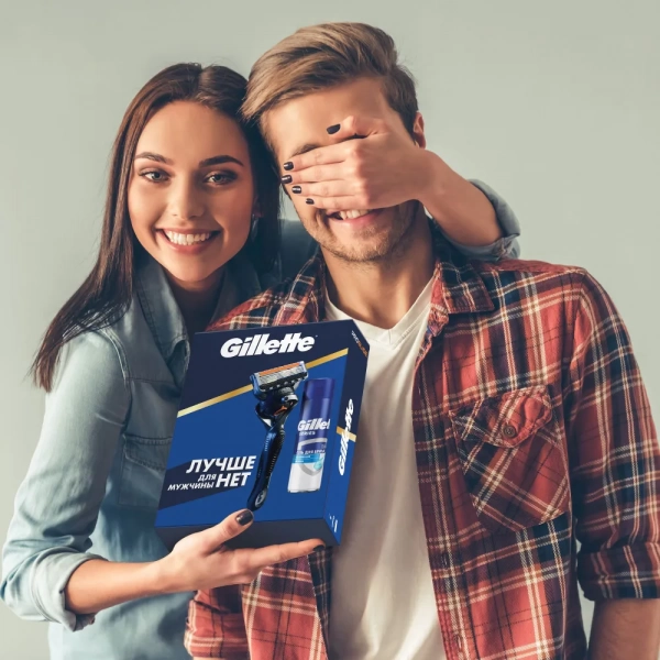 Подарочный набор для идеального бритья Gillette Fusion ProGlide Flexball с гелем для бритья  Gillette Series Увлажняющий 200мл