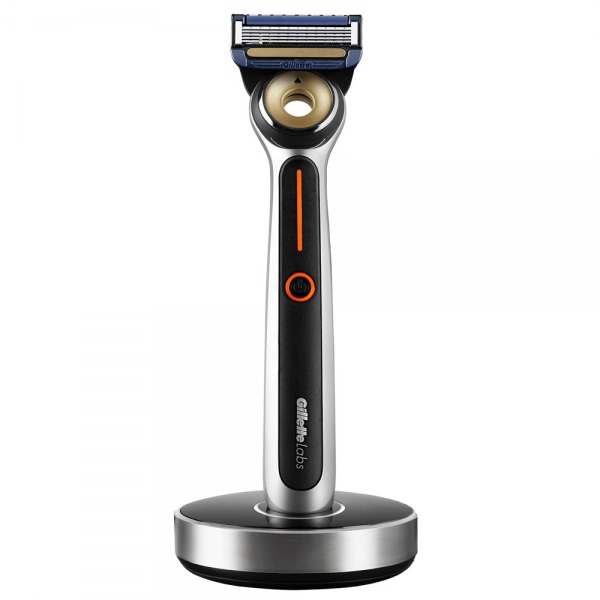 Бритвенный станок Gillette Labs Heated Razor с 2 сменными кассетами