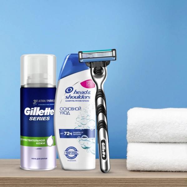 Подарочный набор Gillette Mach3 c пеной Gillette Series и шампунем в косметичке Head & Shoulders