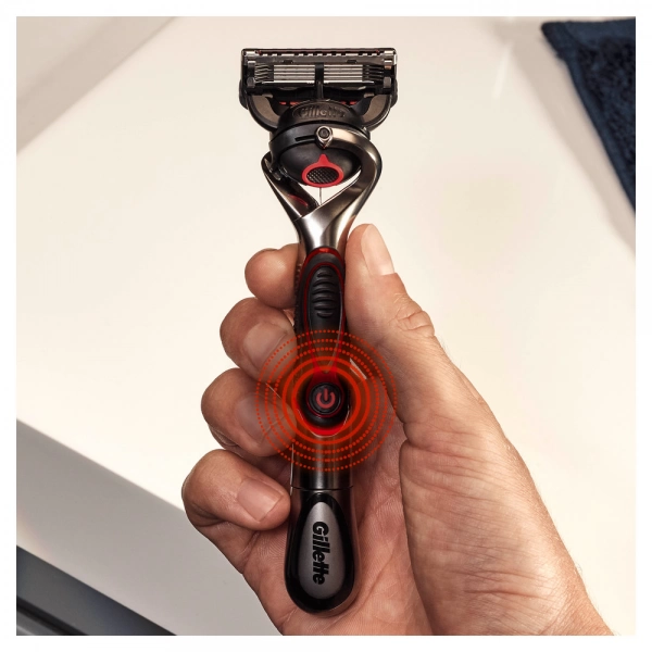 Годовой запас сменных кассет для бритья Gillette Fusion5 ProGlide Power, 12 шт